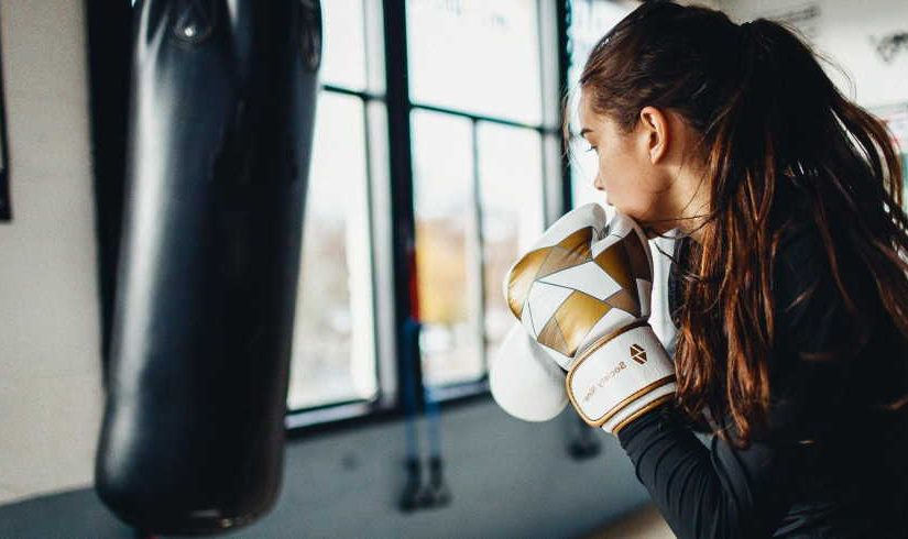 Boxing training with long hair tips